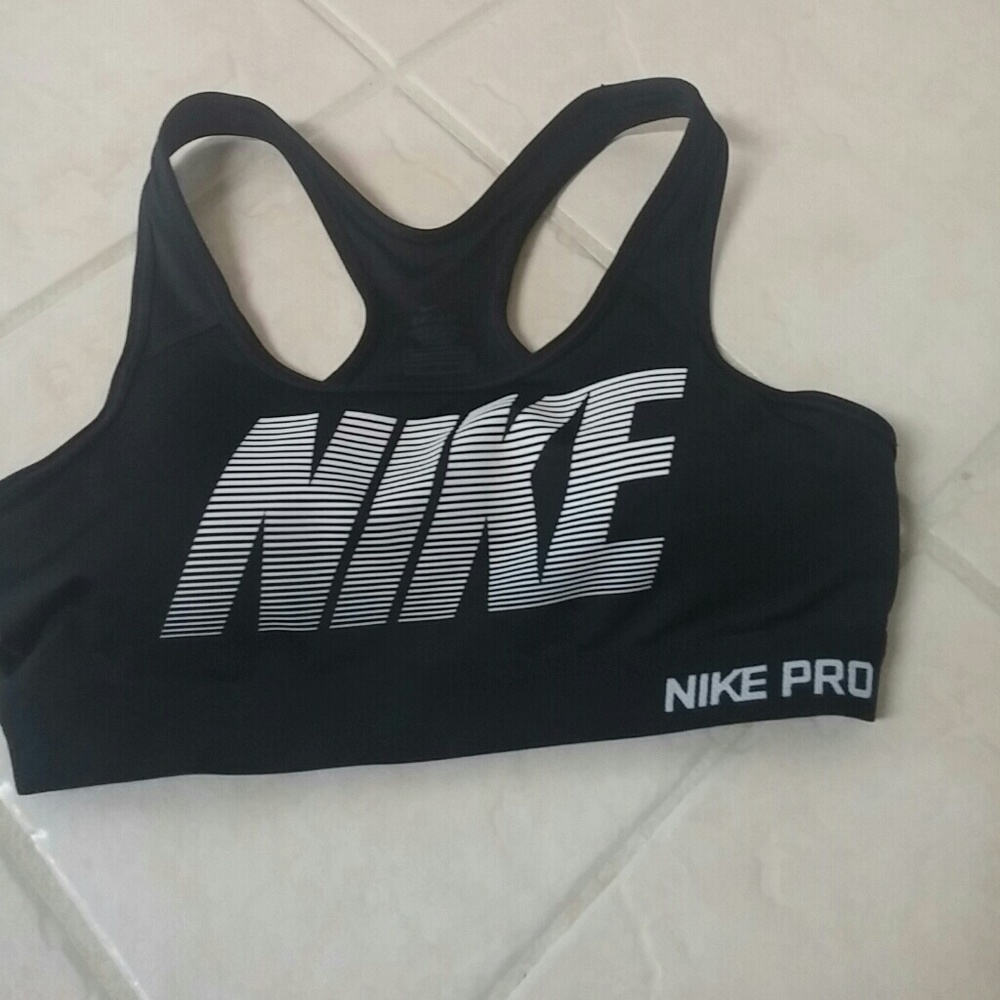 Nike Dry-Fit sports bra